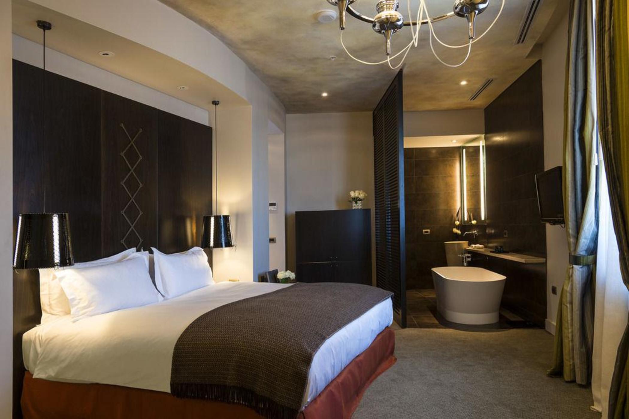 Sofitel Montevideo Casino Carrasco & Spa Exterior photo A suite at the hotel
